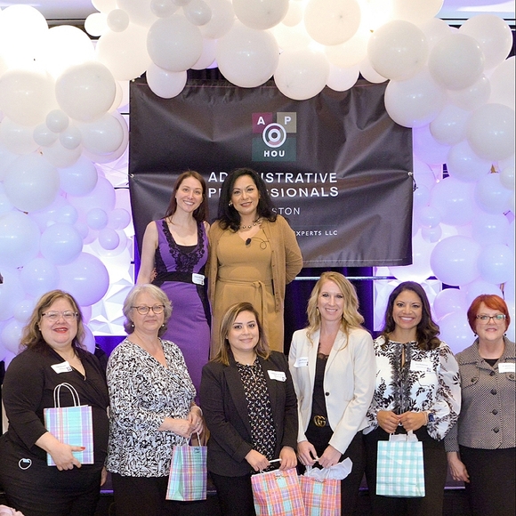 🅴 Purple bodycon stretch dress accented with black lace v-neck and side panels - Picture 14 of 16